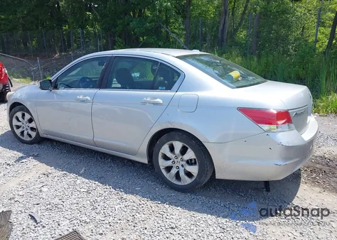2010 Honda Accord 2.4 Ex-L z USA, uszkodzony, nr VIN 1HGCP2F82AA029157